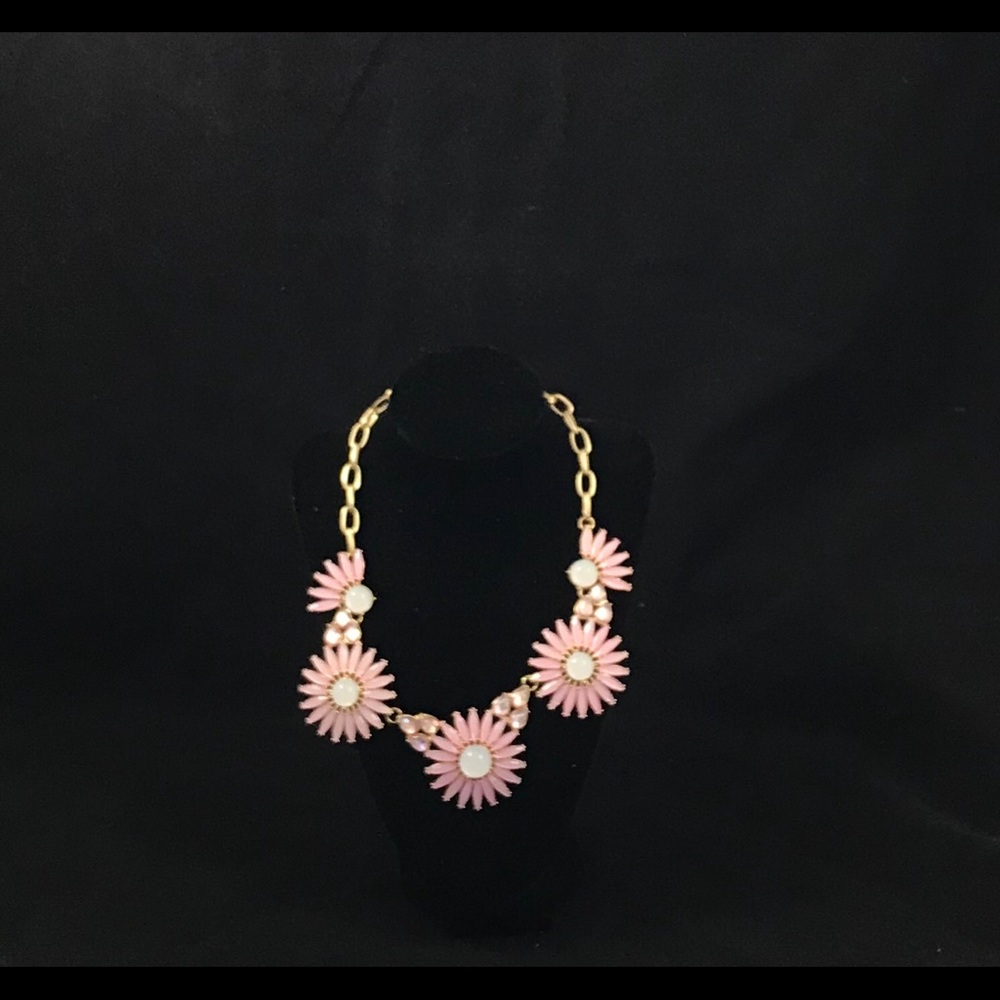 Statement Necklace Chain with Pink Daisies